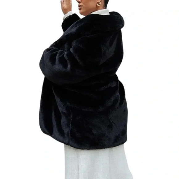 Pretty LITTLE THING ladies size 10 faux fur coat. NWT’s. Warm. Black. - Picture 4 of 14